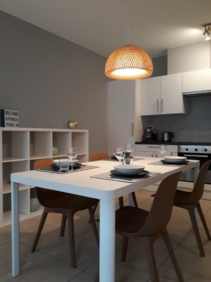 Apartment Panda Parc Proche Pairi Daiza-shape-nato *