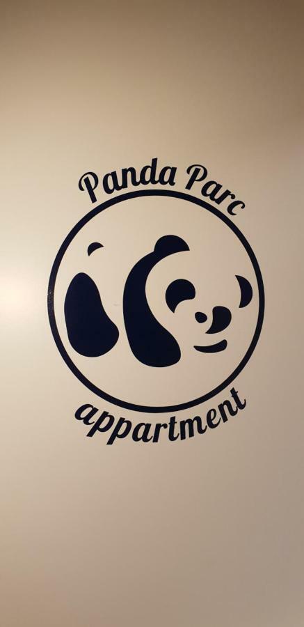 Apartment Panda Parc Proche Pairi Daiza-shape-nato Lens